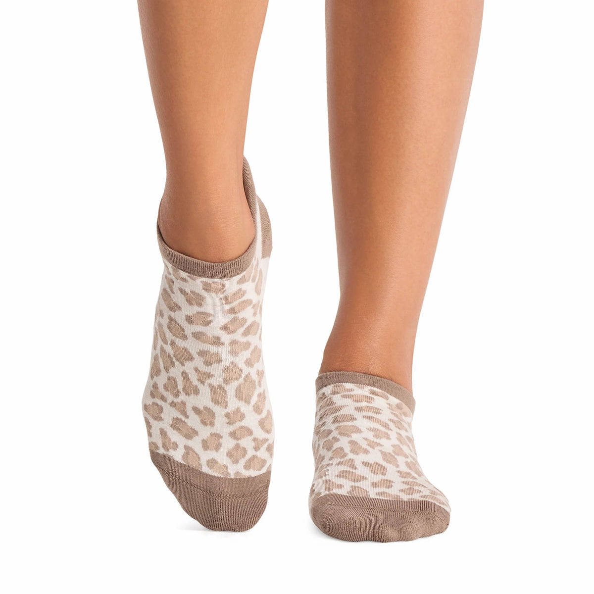 Savvy Grip Socks - Leopard Sand
