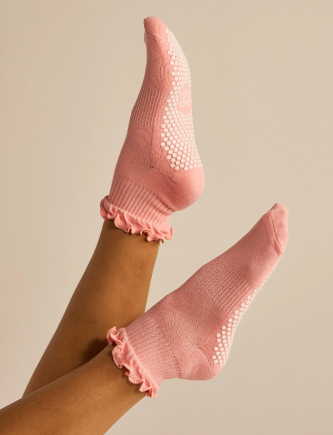 The Ruffle Grip Sock - Grapefruit