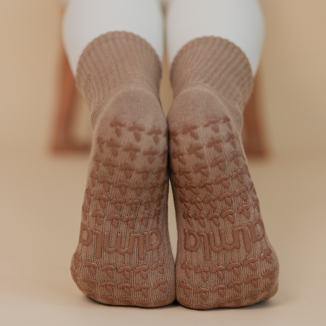 ☕ Mocha Grip Sock - Daily Grind