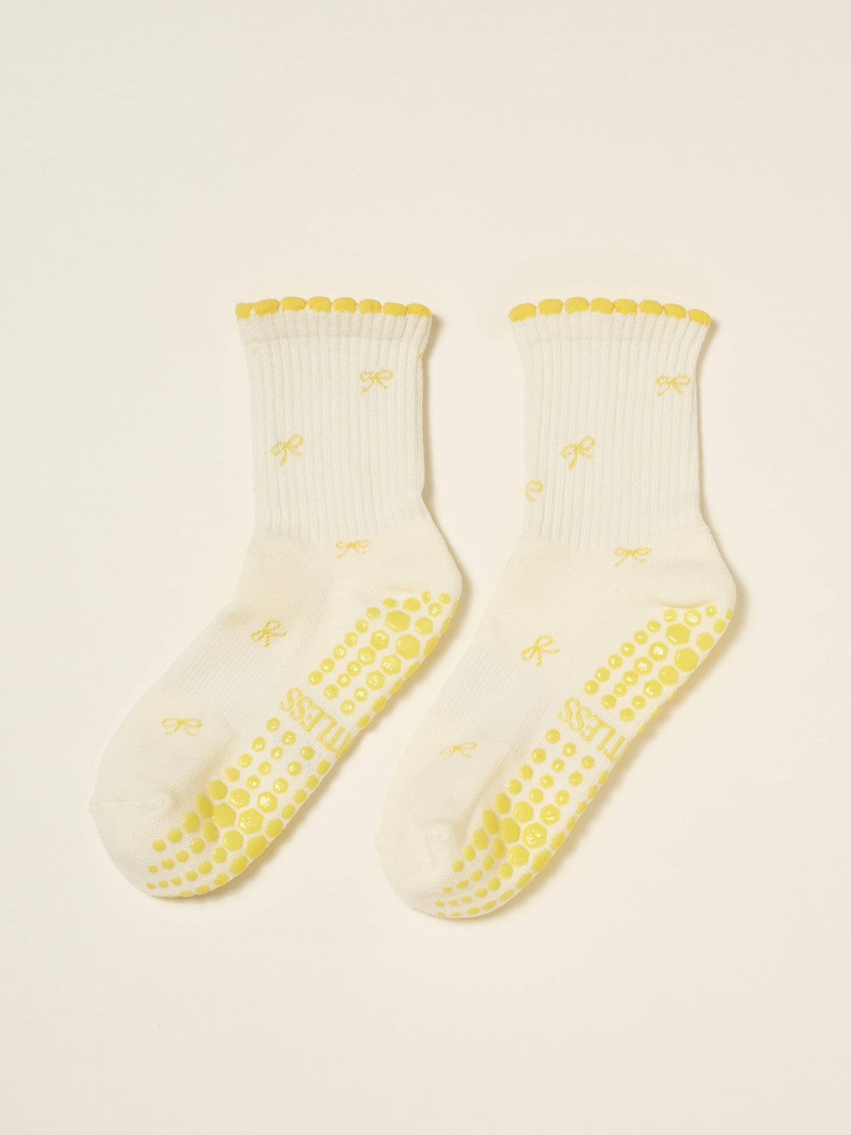 🎀 Mini Bow Petal Grip Sock – Butter