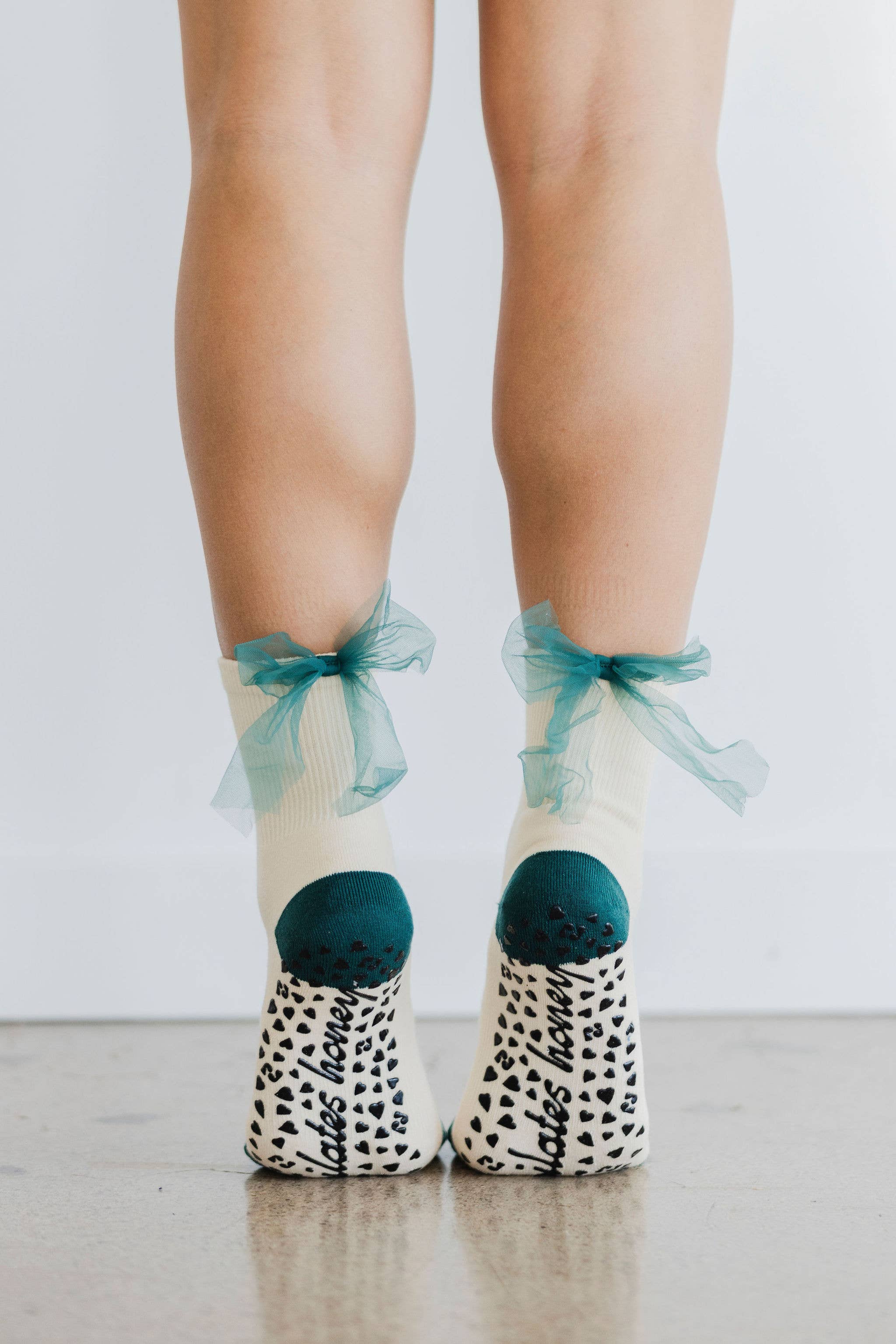 Green Bow Shorty Crew