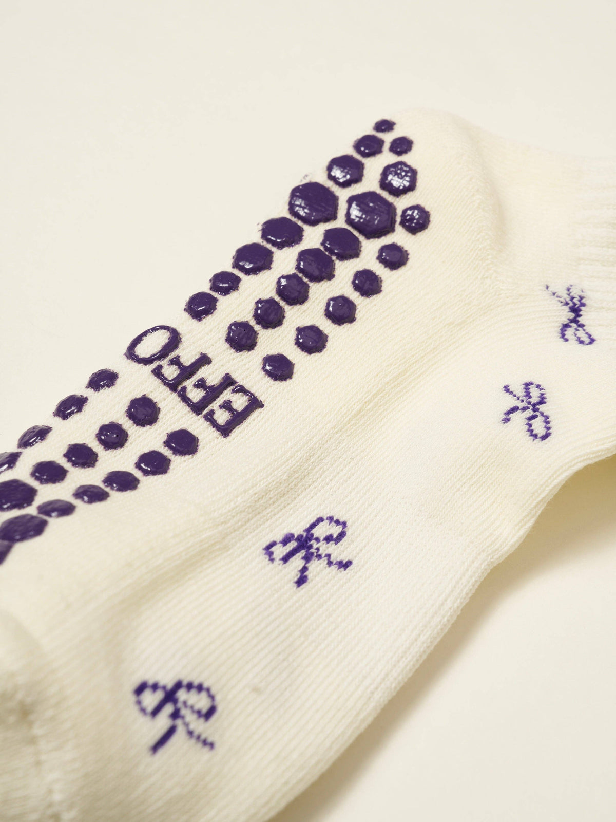 🎀 Mini Bow Petal Grip Sock - Indigo