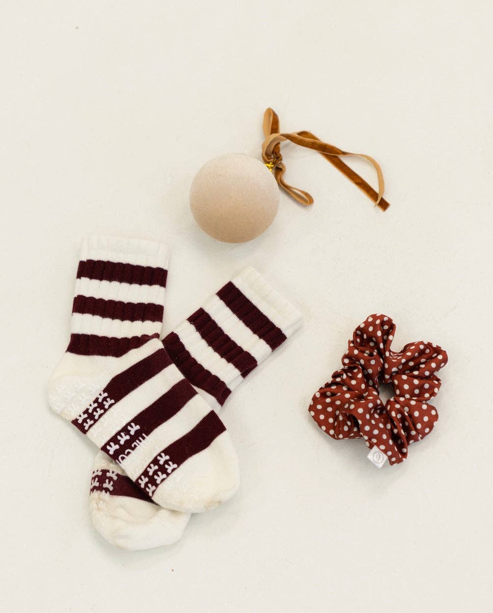 TCC Burgundy & White Bow Grip Sock