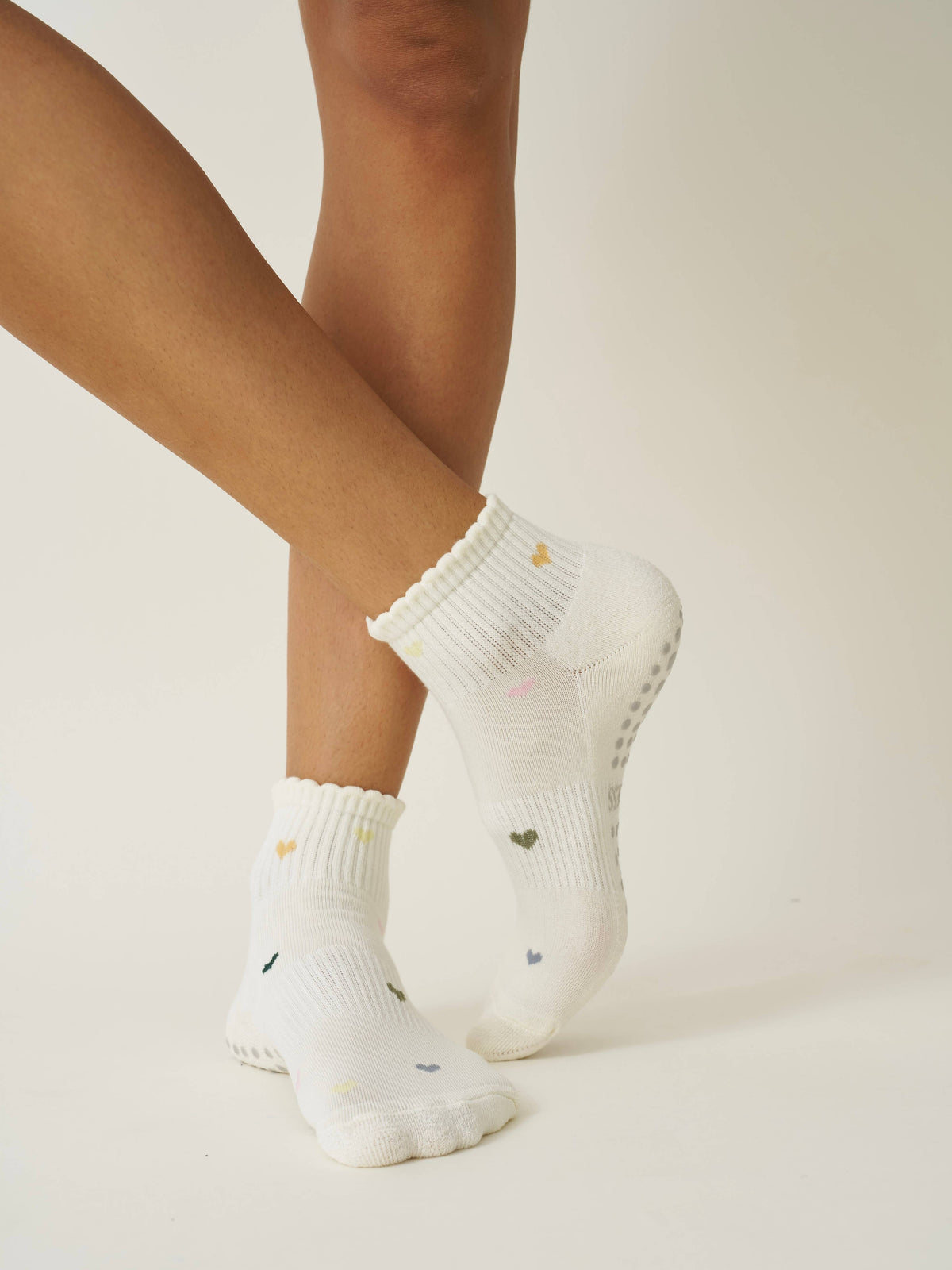 💕 Cropped Crew Grip Sock – Mini Heart