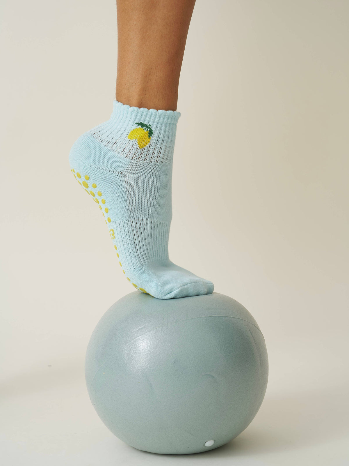 🍋 Cropped Crew Grip Sock - Lemon