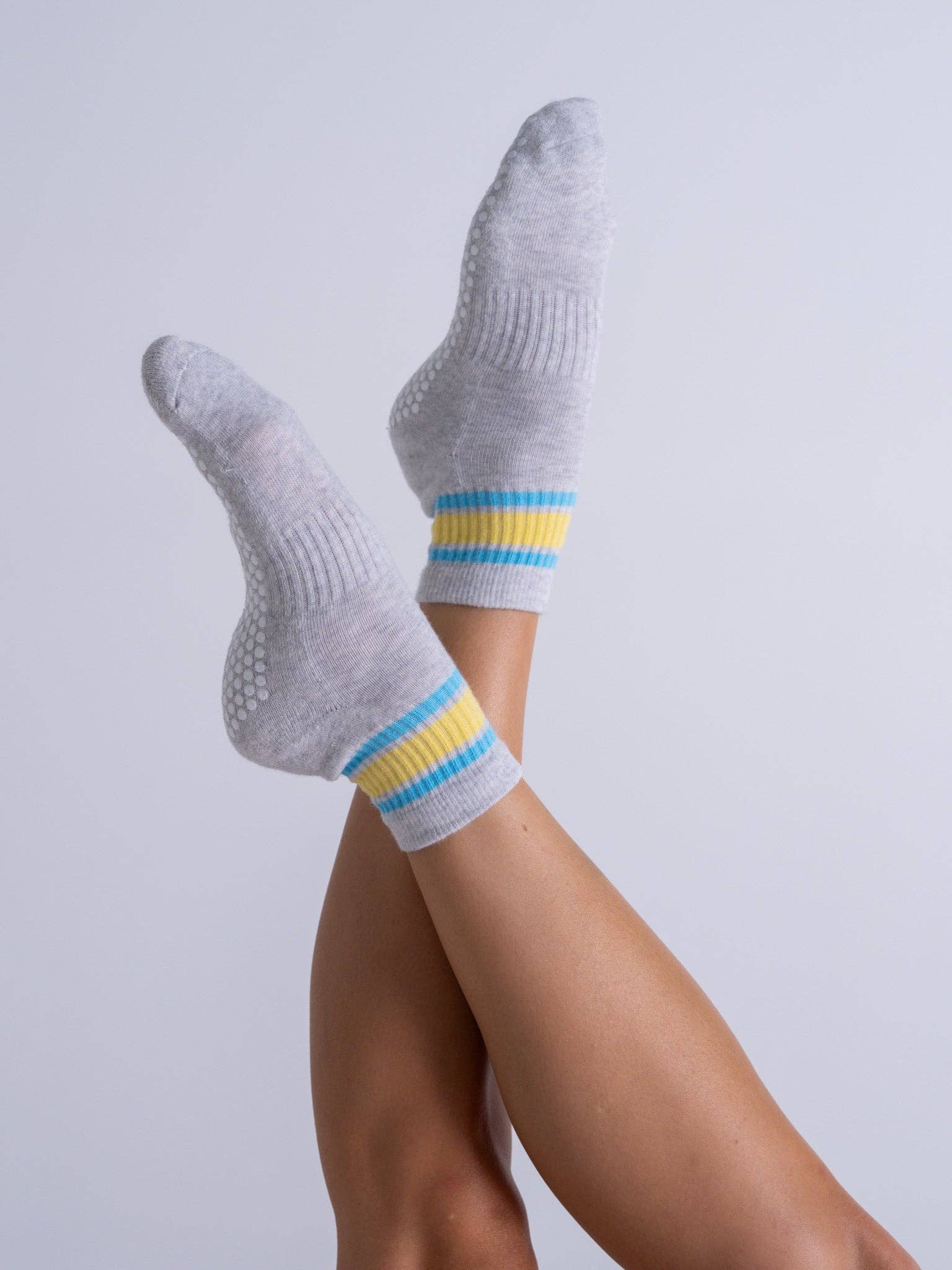 Quarter - Grey + Yellow/Blue stripe