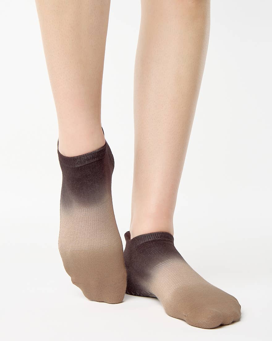 Wyatt Full Foot Grip Sock - Mocha