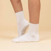 Maison Joie Muse white short-crew grip socks with grey scalloped cuff and grey grips