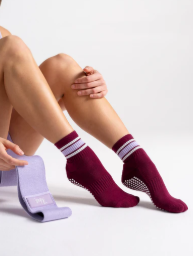 Quarter - Maroon