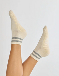 Lucky Honey Boyfriend Grip Sock - Off White with Grey Stripes