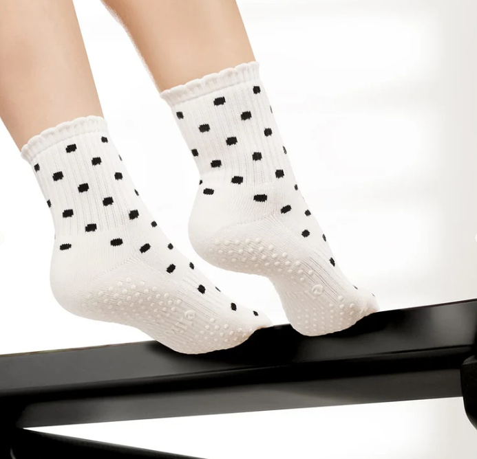Dual-Direction Vanilla Polka Dot Grips